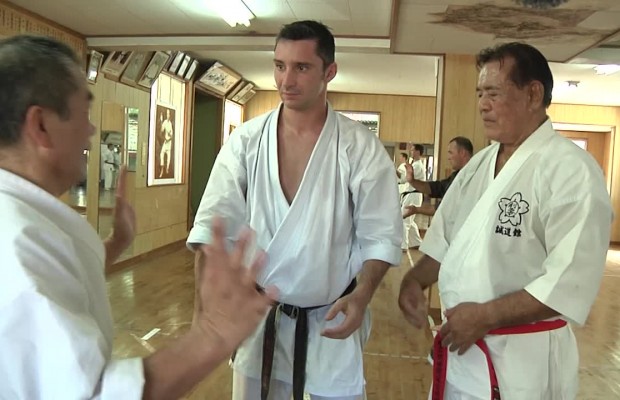 Lionel Froidure et Choyo Kiyuna sensei du Goju Ryu Lionel Froidure et Choyo Kiyuna sensei du Goju Ryu